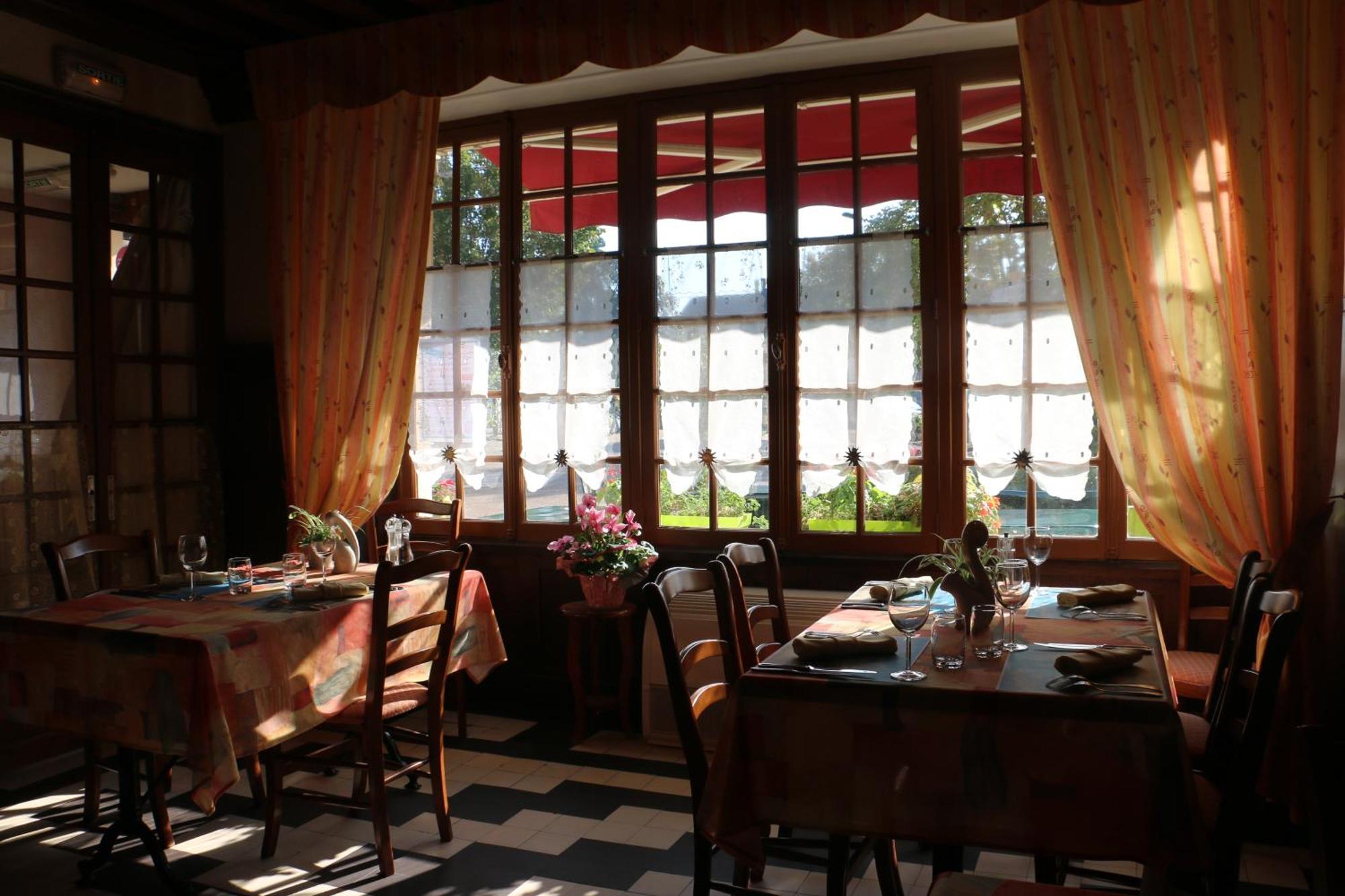 L'Hotel Du Nord - Quarré-les-Tombes エクステリア 写真